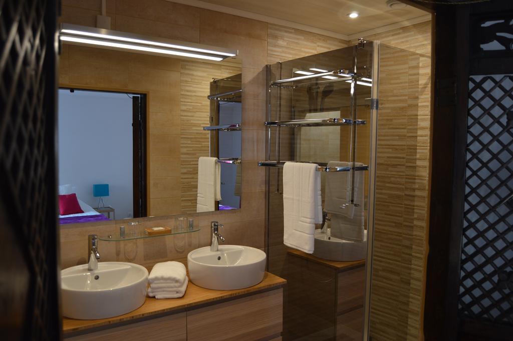 Chambre Double ou Lits Jumeaux avec Terrasse